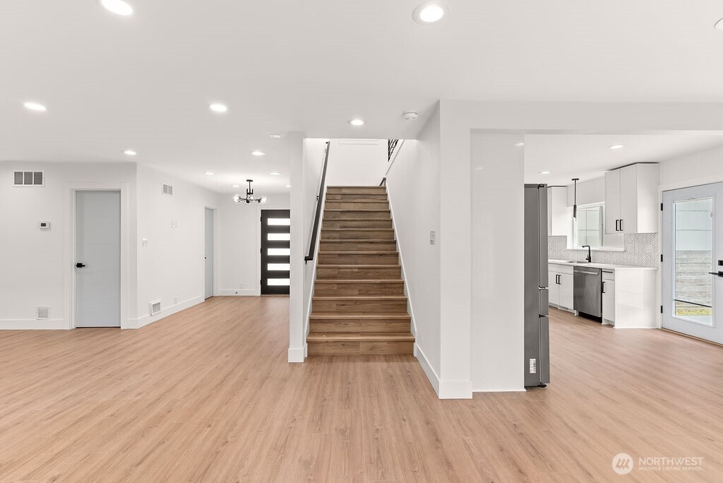 8327 44th Avenue S Seattle WA 98118