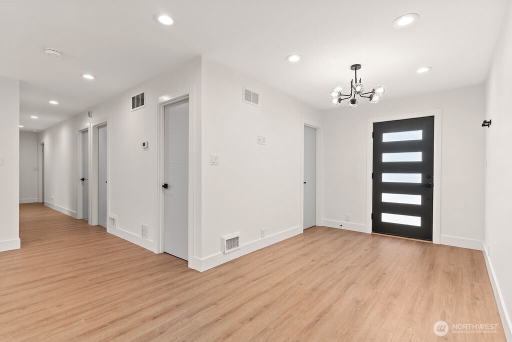 8327 44th Avenue S Seattle WA 98118