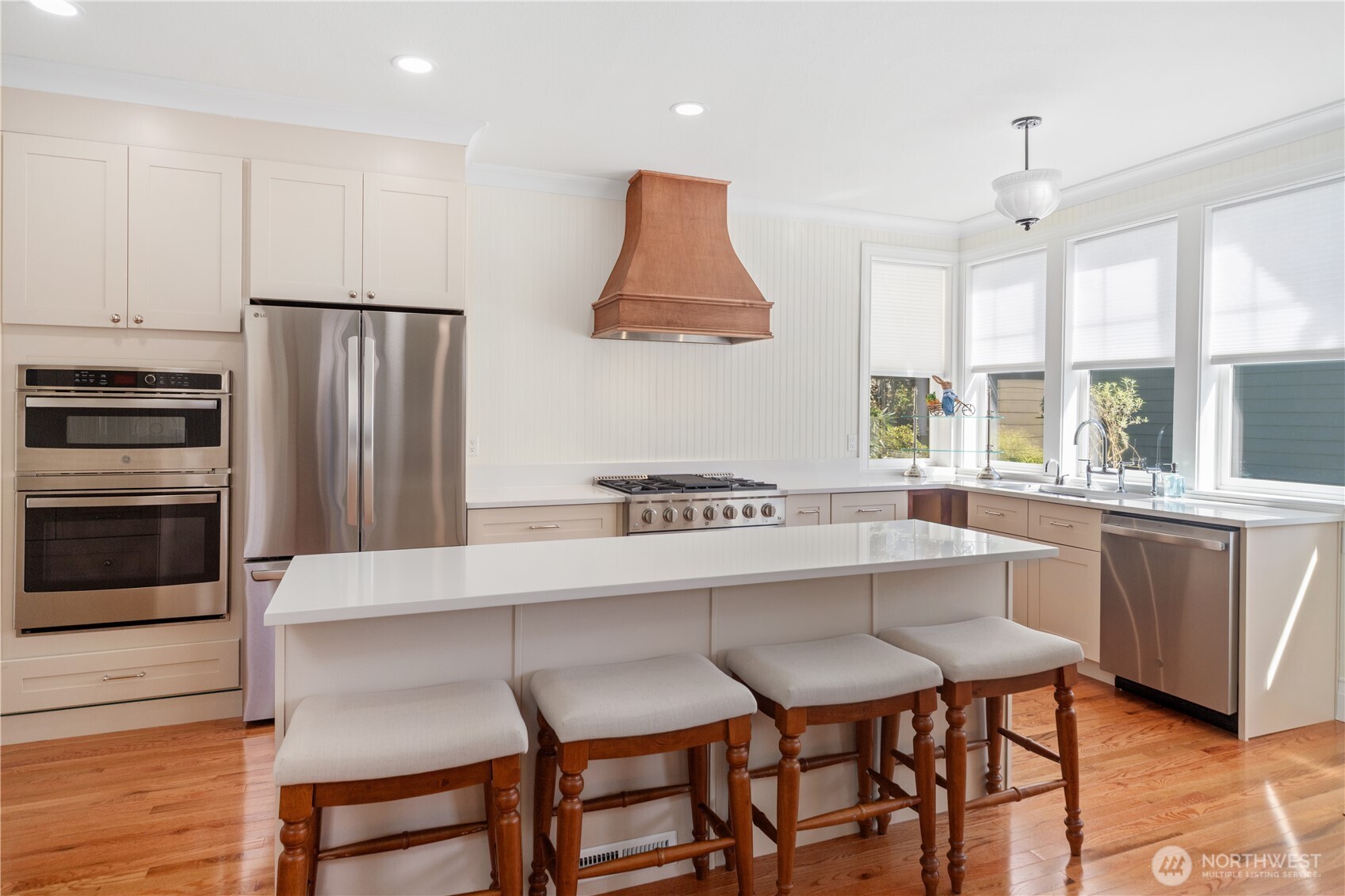 19441 1st Ave NE Poulsbo WA 98370