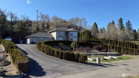 6 Valley View Park Drive Omak WA 98841