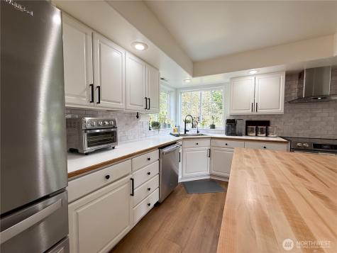 6 Valley View Park Drive Omak WA 98841