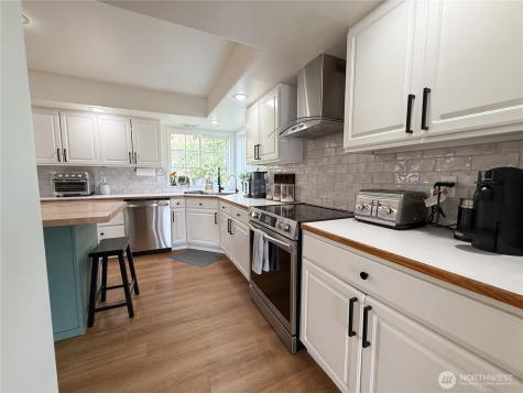 6 Valley View Park Drive Omak WA 98841