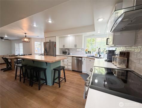 6 Valley View Park Drive Omak WA 98841
