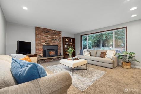 721 Comanche Drive Mount Vernon WA 98273