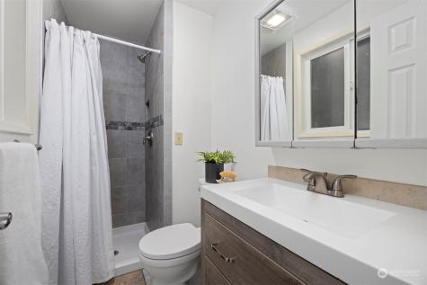 721 Comanche Drive Mount Vernon WA 98273
