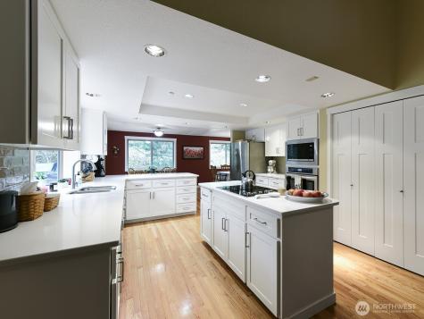25216 238th Avenue SE Maple Valley WA 98038