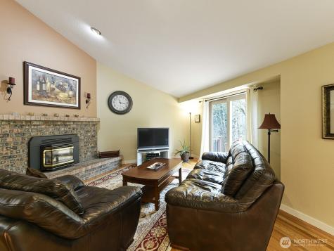 25216 238th Avenue SE Maple Valley WA 98038