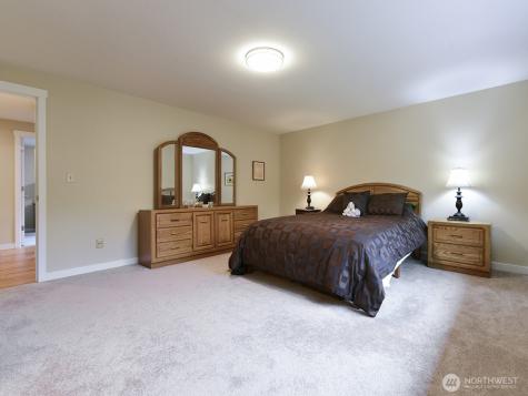 25216 238th Avenue SE Maple Valley WA 98038