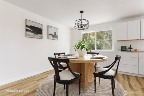 1981 Country Lane Oak Harbor WA 98277