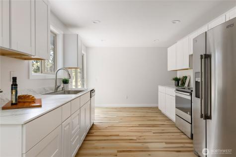 1981 Country Lane Oak Harbor WA 98277