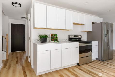 1981 Country Lane Oak Harbor WA 98277