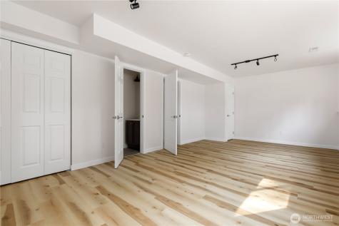 1981 Country Lane Oak Harbor WA 98277