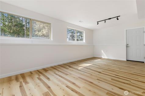 1981 Country Lane Oak Harbor WA 98277