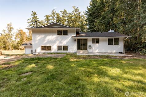 1981 Country Lane Oak Harbor WA 98277