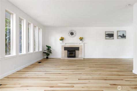 1981 Country Lane Oak Harbor WA 98277