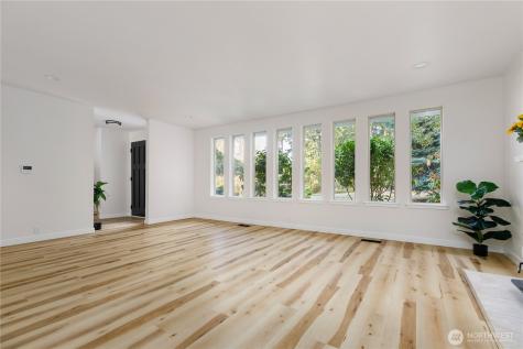 1981 Country Lane Oak Harbor WA 98277