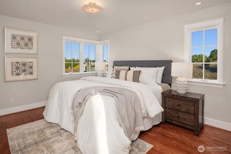 1915 35th Avenue W Seattle WA 98199