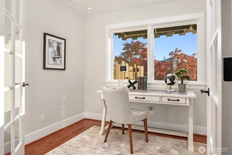 1915 35th Avenue W Seattle WA 98199