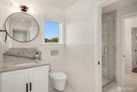 1915 35th Avenue W Seattle WA 98199