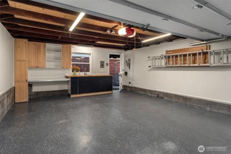 1915 35th Avenue W Seattle WA 98199