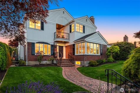 1915 35th Avenue W Seattle WA 98199