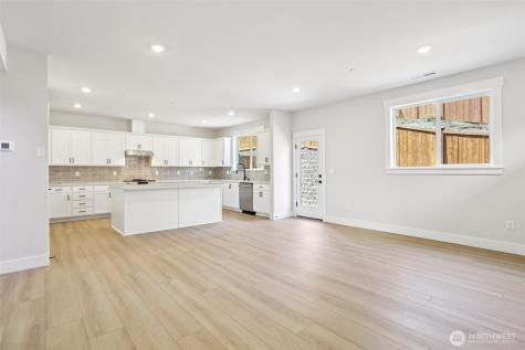 326 182nd Place SE Bothell WA 98012