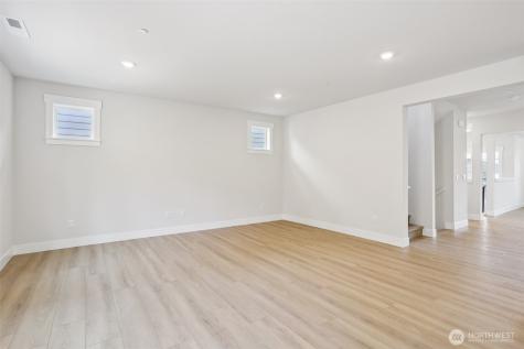 326 182nd Place SE Bothell WA 98012