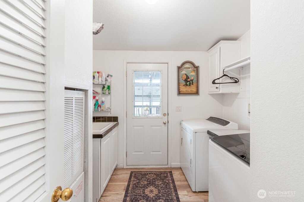 1630 Cactus Loop Richland WA 98352