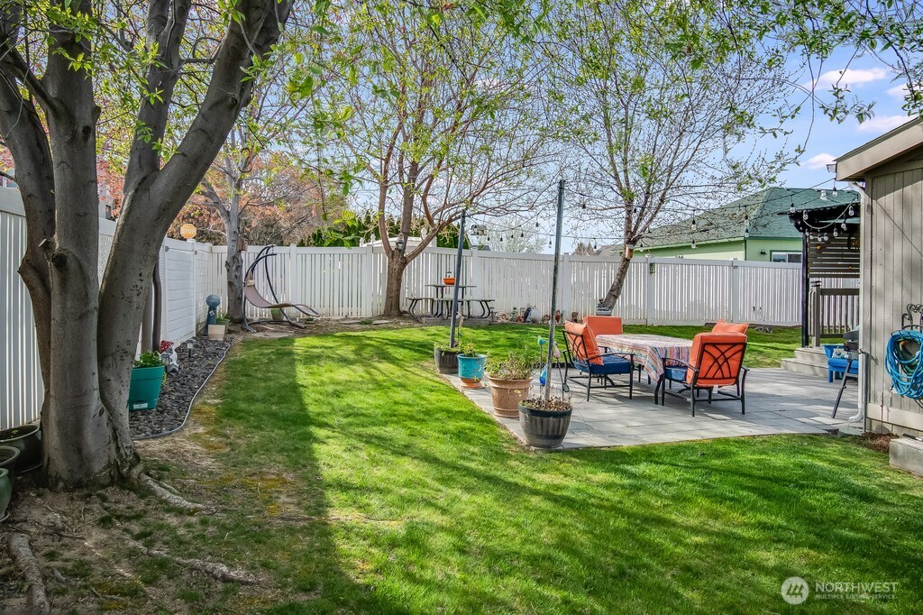 1630 Cactus Loop Richland WA 98352