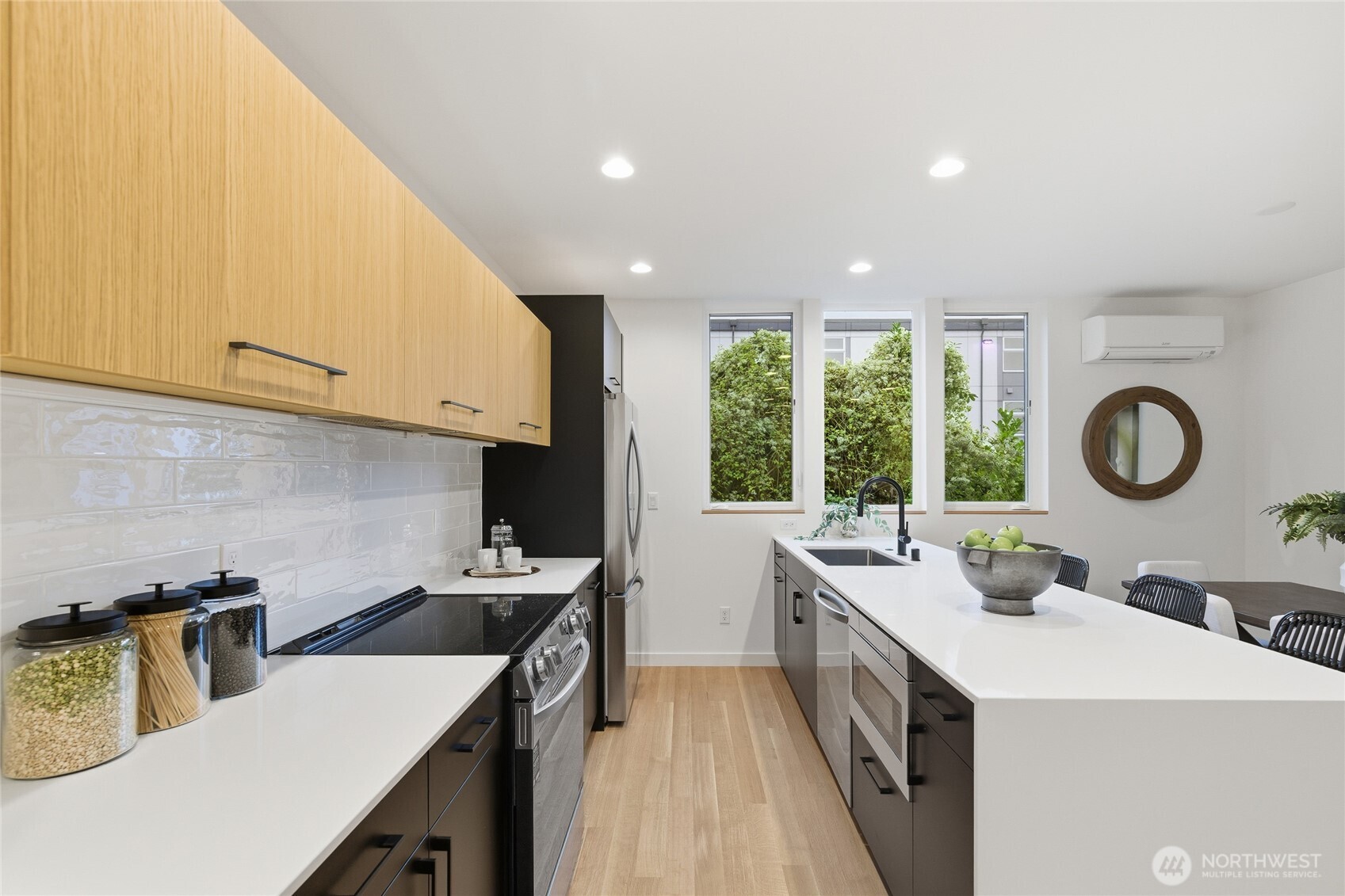 3646 Greenwood Avenue N Seattle WA 98103