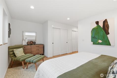 3646 Greenwood Avenue N Seattle WA 98103