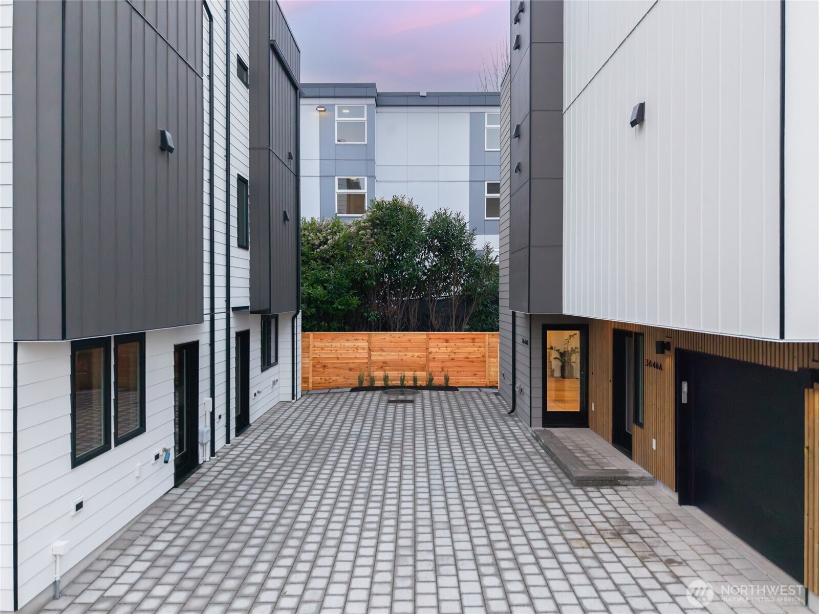 3646 Greenwood Avenue N Seattle WA 98103