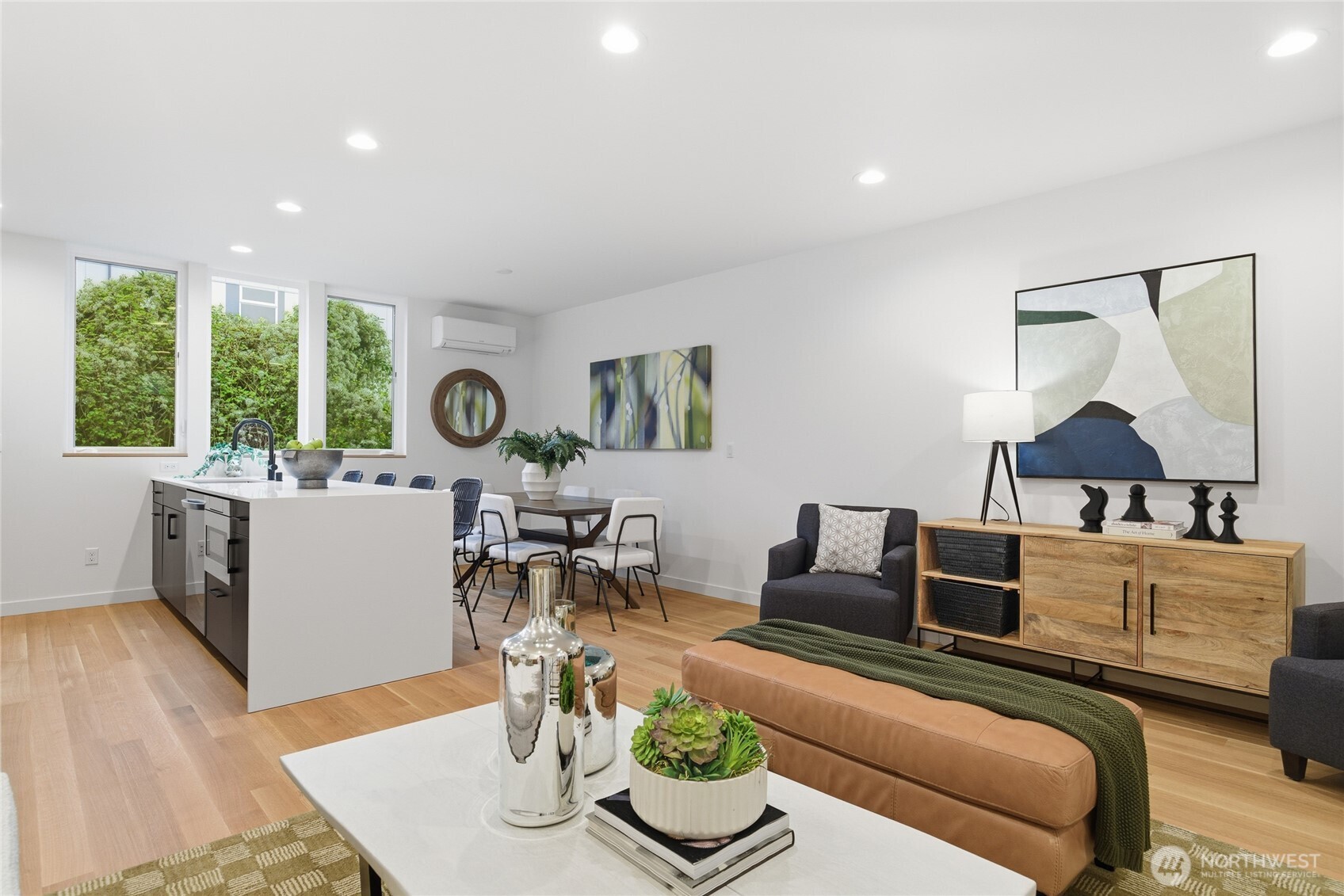 3646 Greenwood Avenue N Seattle WA 98103
