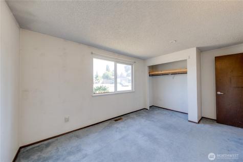 2027 E Belair Drive Mount Vernon WA 98273