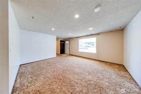 2027 E Belair Drive Mount Vernon WA 98273