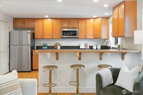 908 NW 85th Street Seattle WA 98117