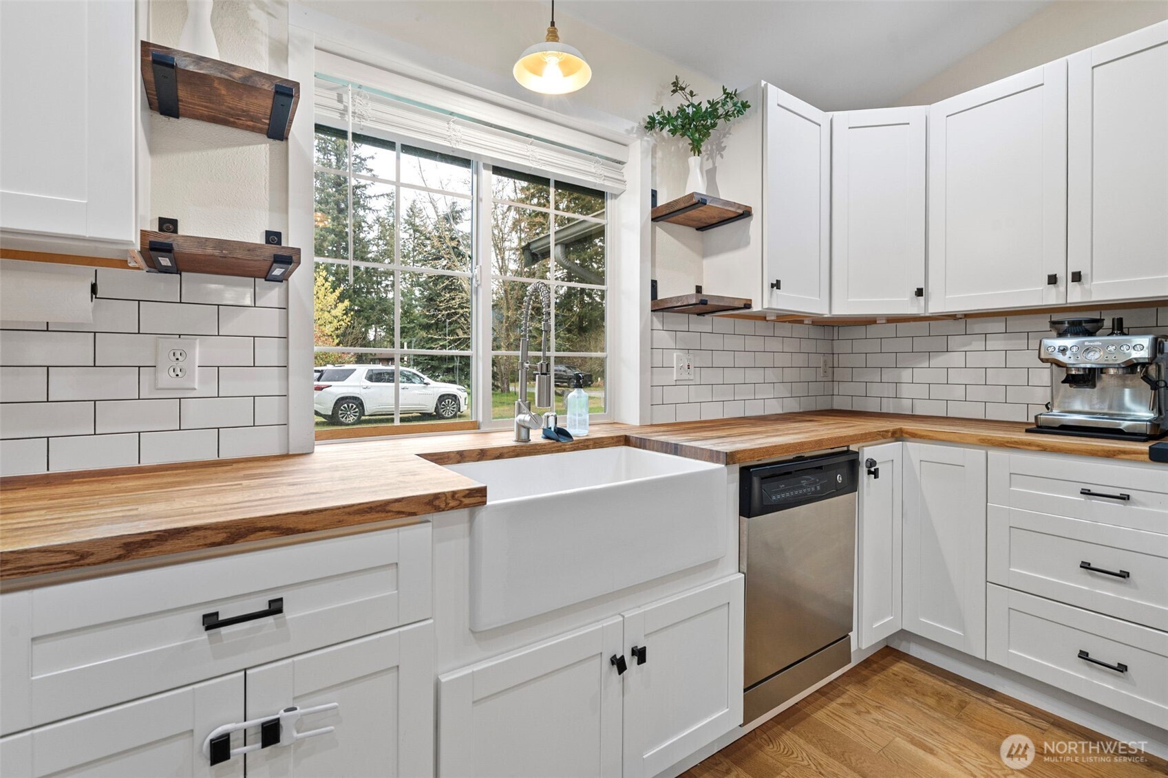 17511 Scenic Shores Court SE Yelm WA 98597