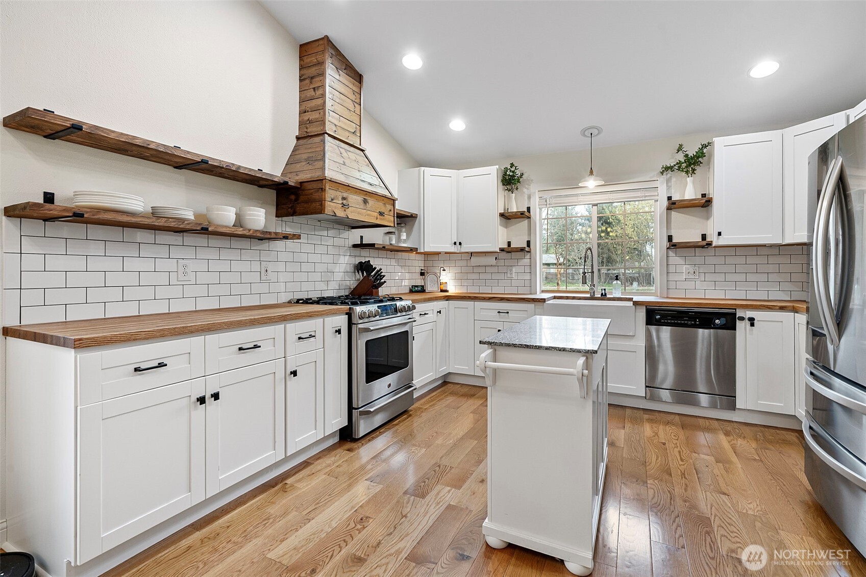 17511 Scenic Shores Court SE Yelm WA 98597