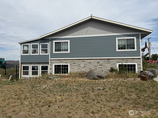 309 34d Avenue SE Ephrata WA 98823