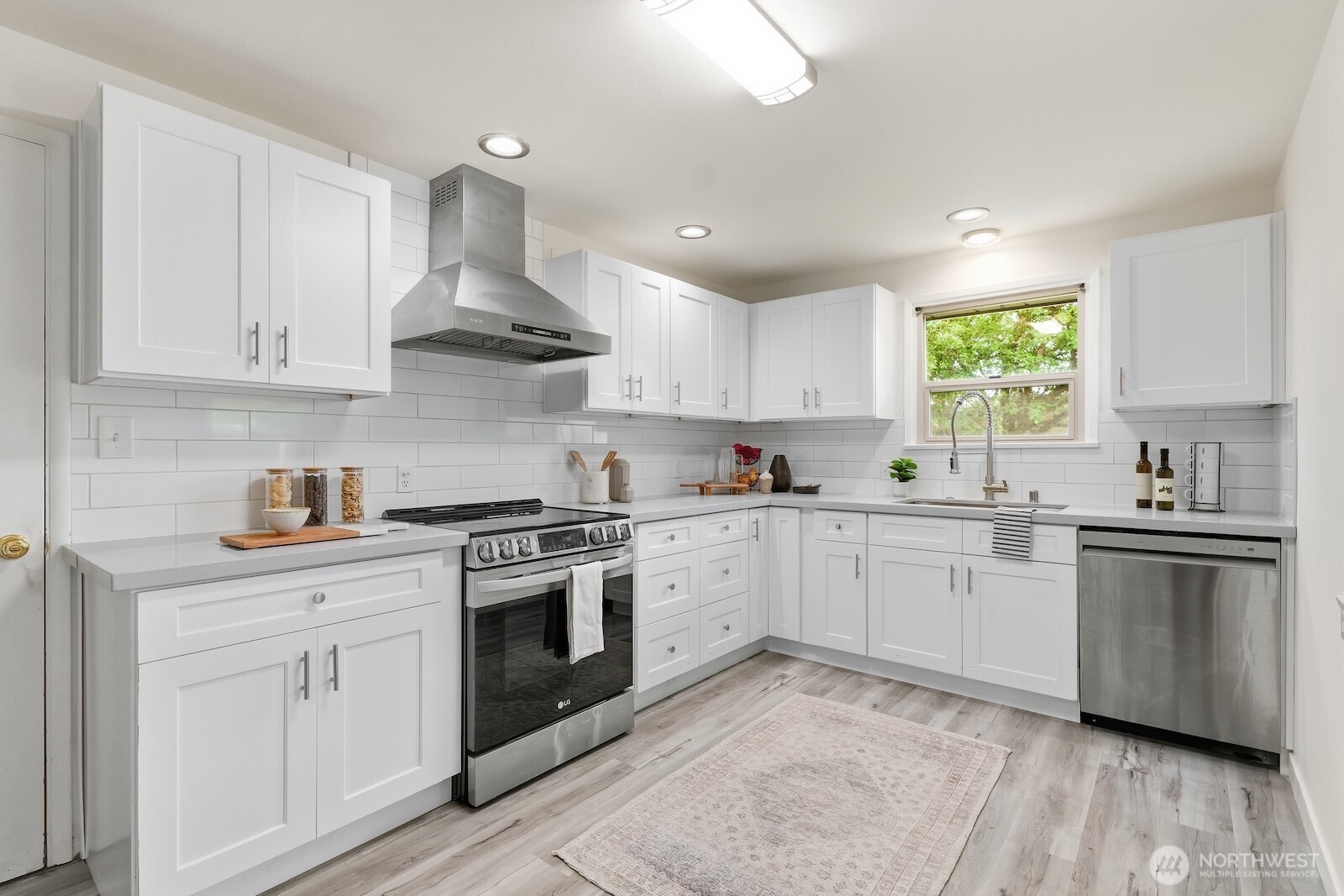 4893 Alpine Drive Everett WA 98203