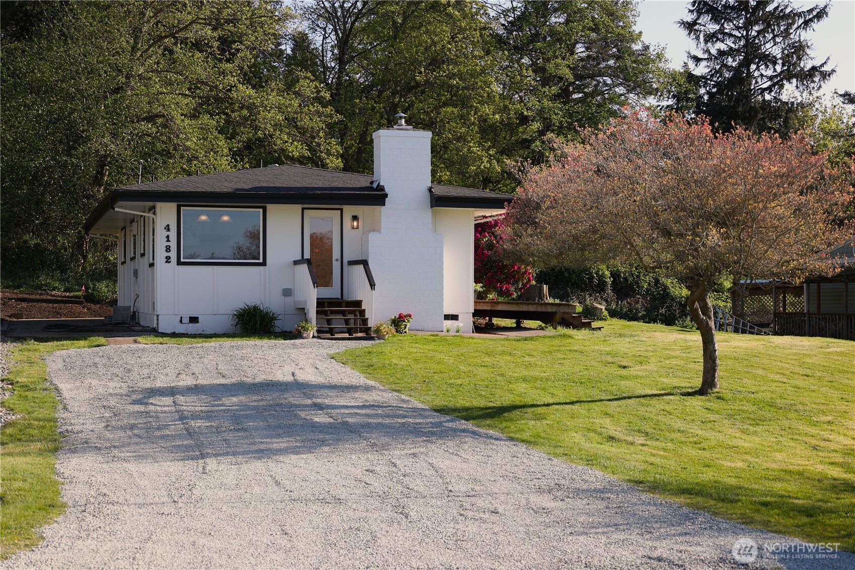4182 Scatchet View Drive Clinton WA 98236