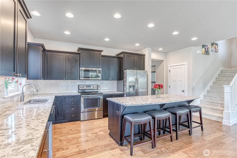 2028 SE Legacy Place East Wenatchee WA 98802