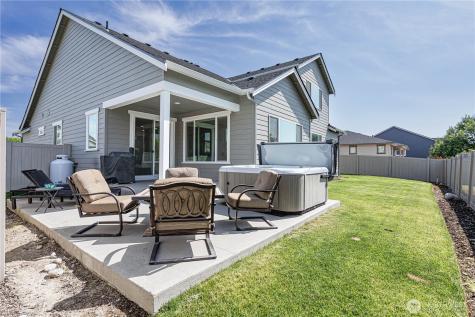 2028 SE Legacy Place East Wenatchee WA 98802