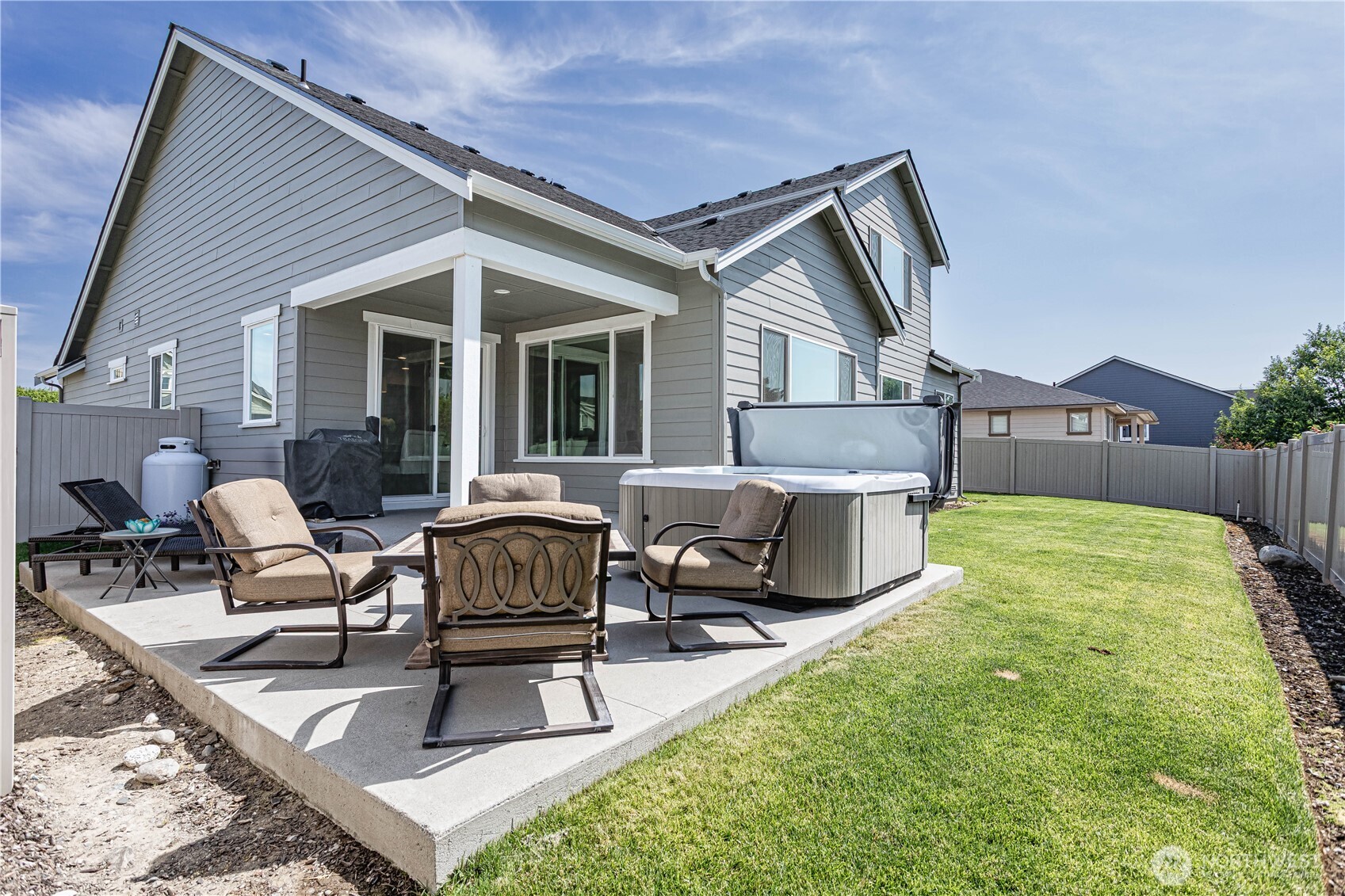 2028 SE Legacy Place East Wenatchee WA 98802