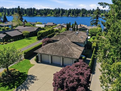 4235 91st Avenue NE Yarrow Point WA 98004