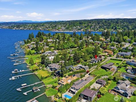 4235 91st Avenue NE Yarrow Point WA 98004