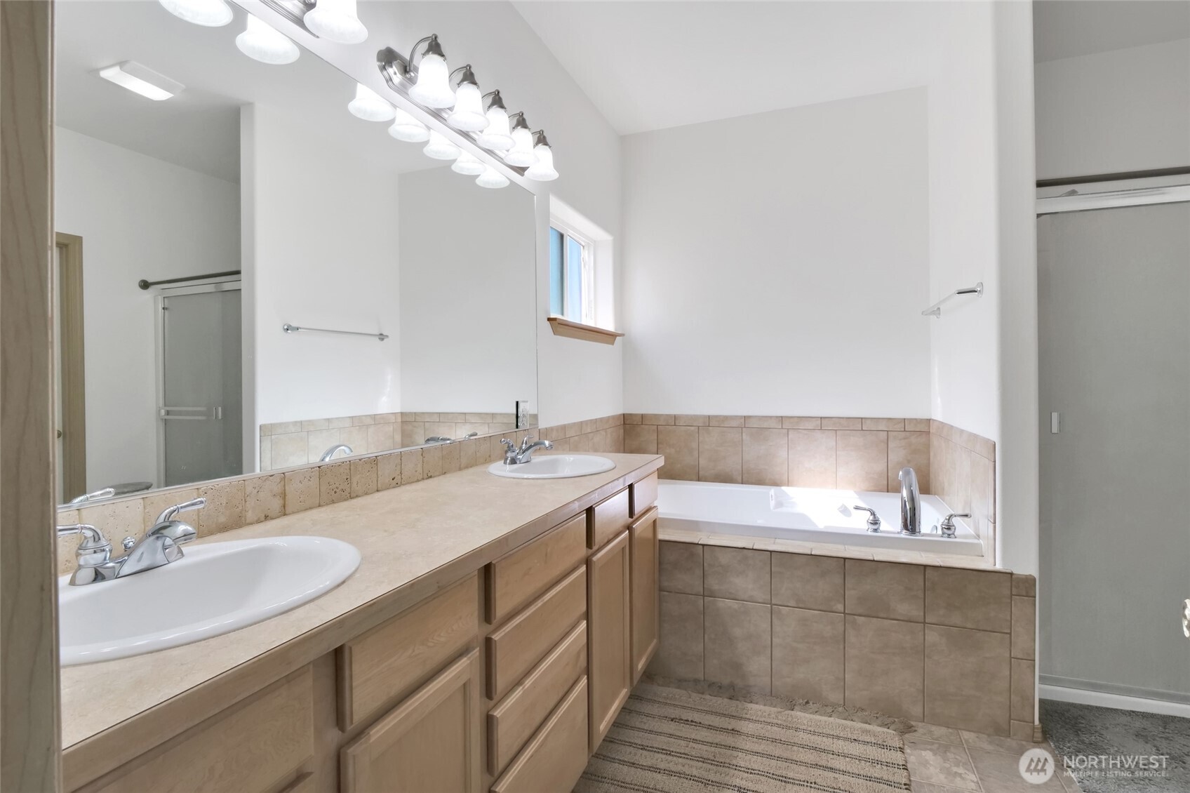 901 W Windrose Drive Moses Lake WA 98837