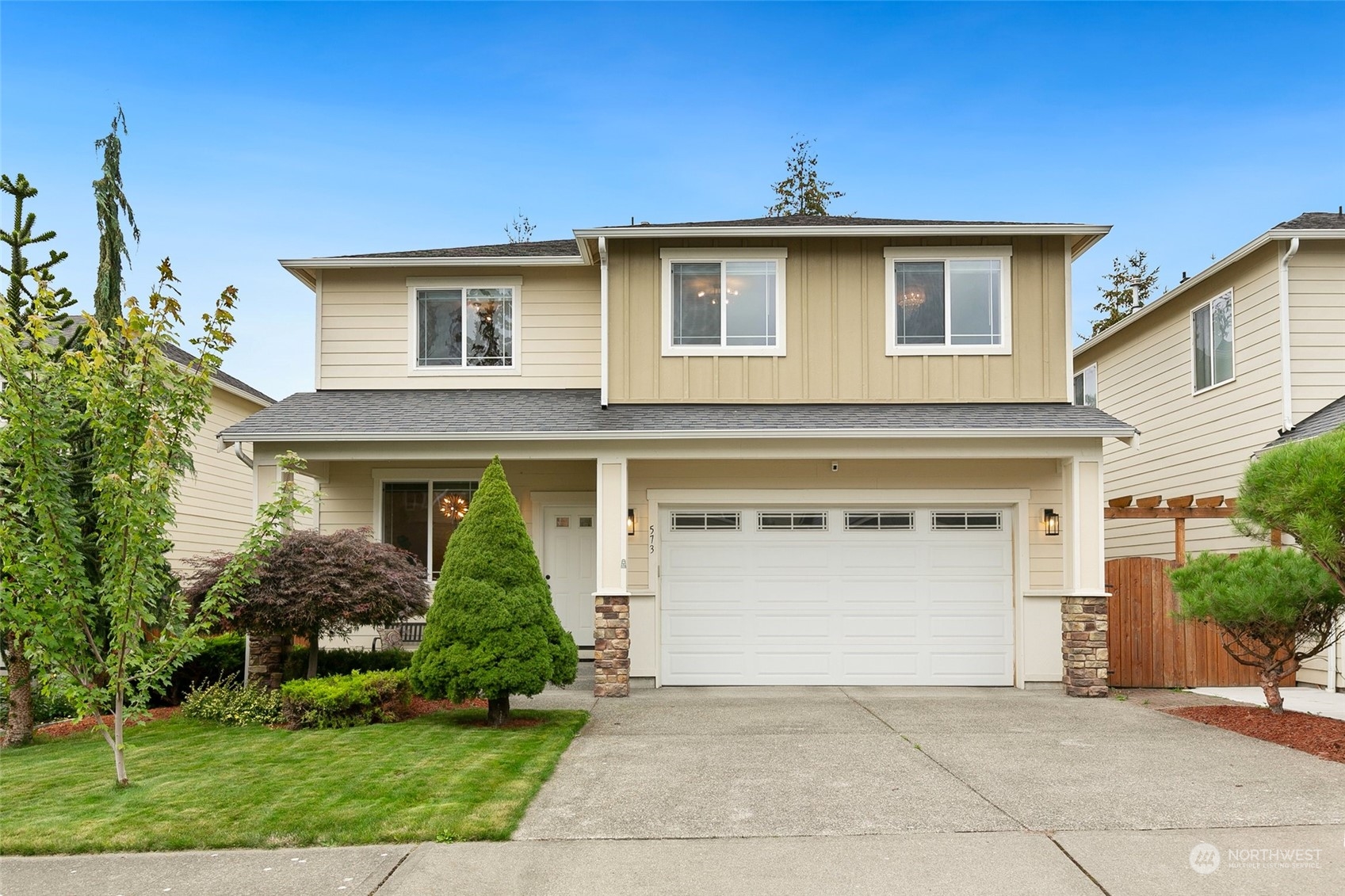 573 Field Place NE Renton WA 98059