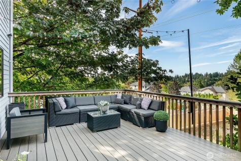 1809 136th Place SE Bellevue WA 98005