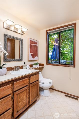 1809 136th Place SE Bellevue WA 98005